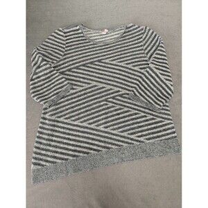 Chico’s Women’s Size 3 Gray White Striped Asymmetrical Hem Knit Sweater